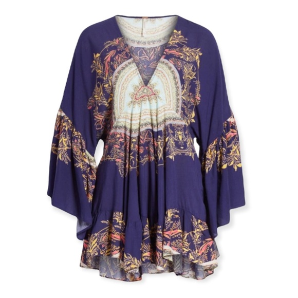 FREE PEOPLE SUNSET DREAMS TUNIC BELL SLEEVE BLOUSE IN BLUE - Picture 3 of 16